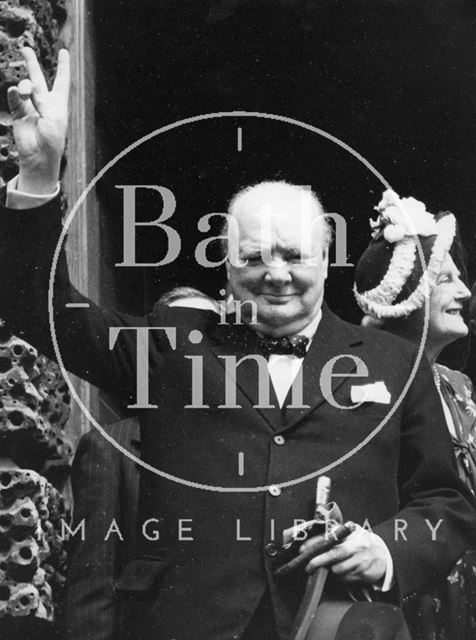 Winston Churchill gives the Victory salute outside the Guildhall, Bath 1950 - detail