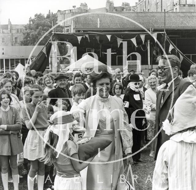 Coronation Street star Pat Phoenix judging entries to the fancy dress parade at the Recreation Ground, Bath 1972