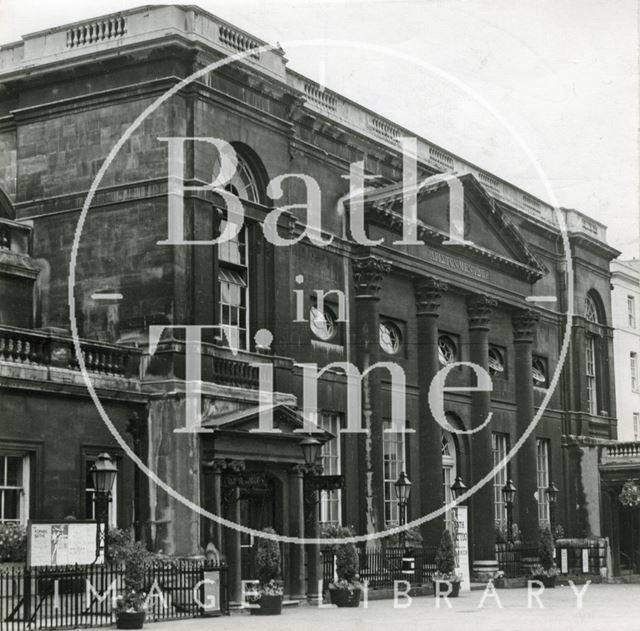 The dirty facade of the Pump Room, Bath 1962