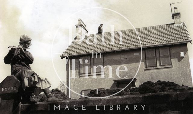 A piping protester and a roof squatter, Batheaston/Swainswick Bypass 1994