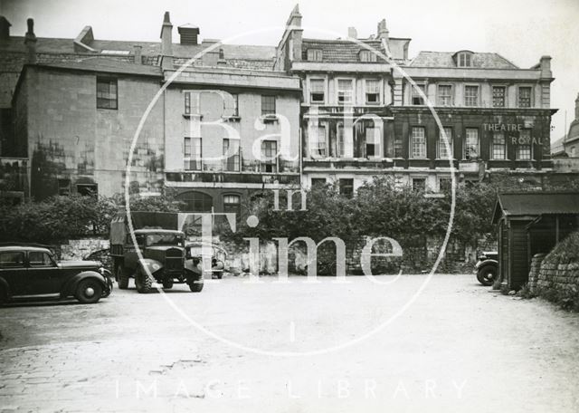 Sawclose, looking towards the Theatre Royal and Garrick's Head, Bath c.1950