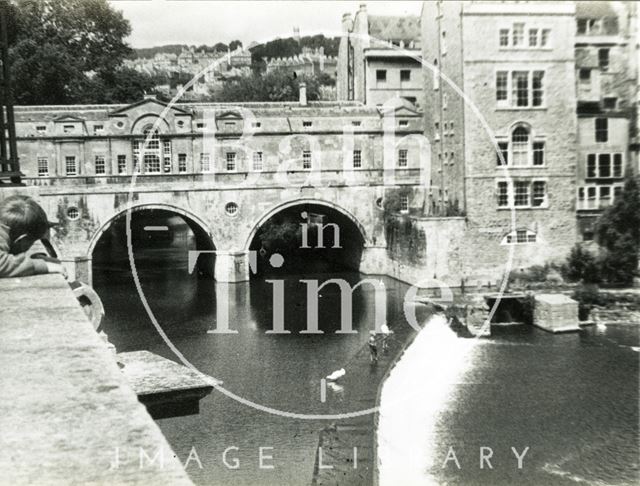 Pulteney Bridge from Grand Parade, Bath c.1960