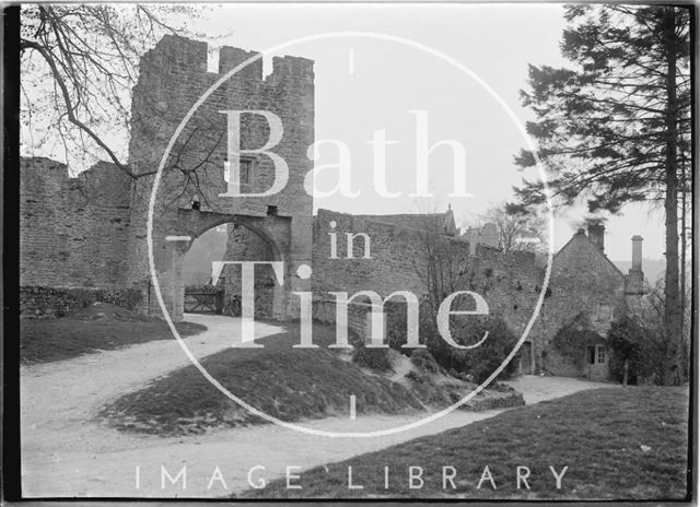 Gateway to Farleigh Castle, Farleigh Hungerford, Somerset c.1931