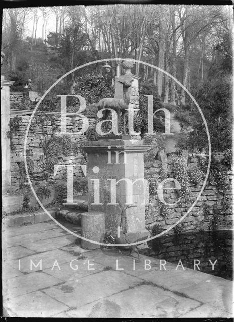 Garden statues, Iford Manor, Wiltshire c.1937