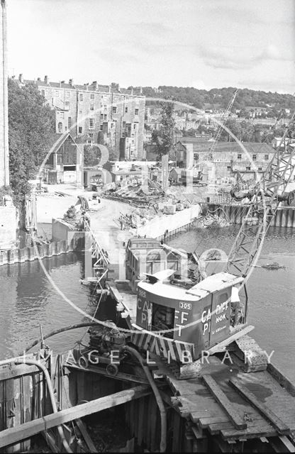 Pulteney Bridge showing weir redevelopment, Bath 1970