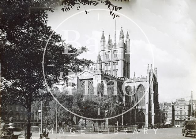 The east end of Abbey Church, with Orange Grove in the foreground, Bath c.1932