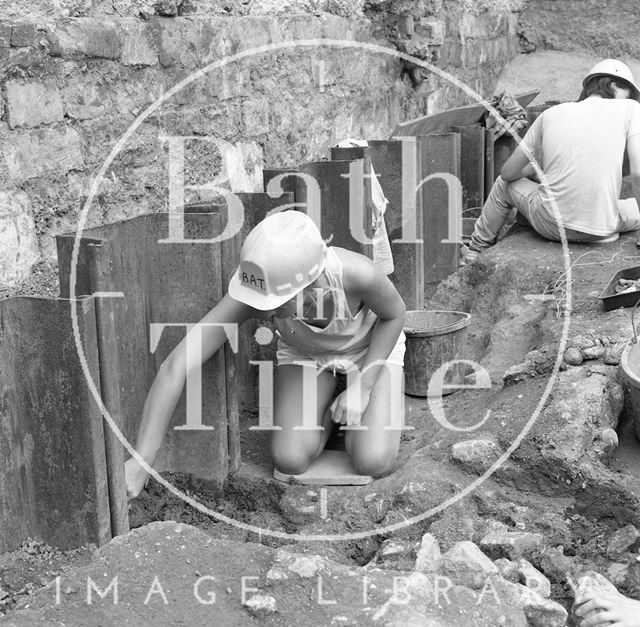 Archaeological dig on the site of the New Royal Baths, St. Michael's Place, Bath 1986