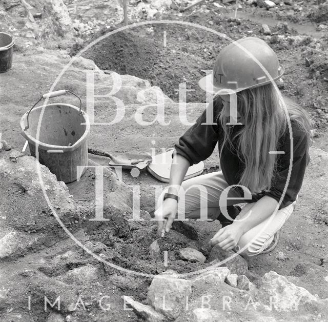 Archaeological dig on the site of the New Royal Baths, St. Michael's Place, Bath 1986