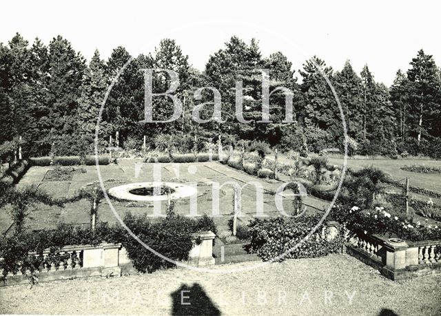 The gardens, The Granby Hotel, Elms Cross, Wingfield, Wiltshire c.1939