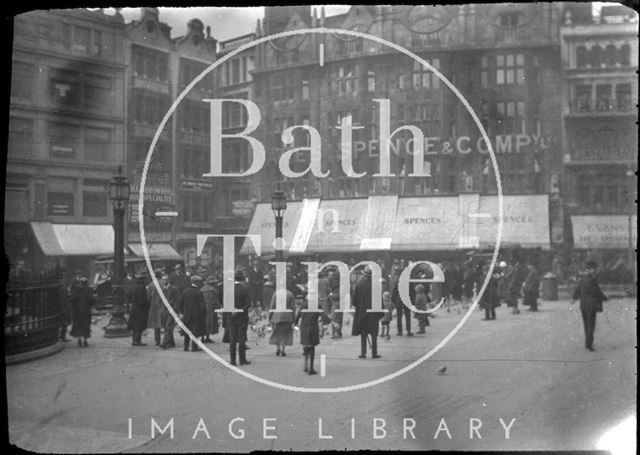 St. Paul's Churchyard, London c.1920