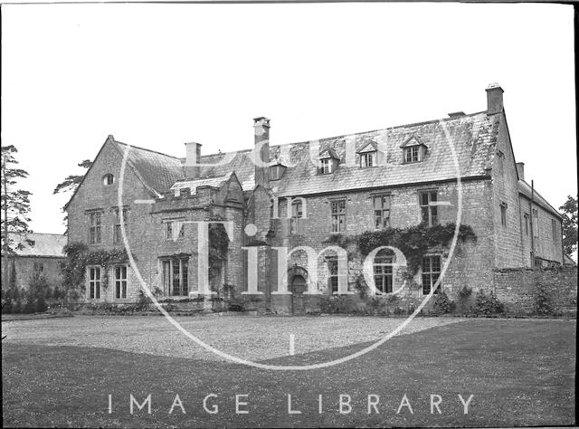 Tintinhull Court House, Somerset c.1930