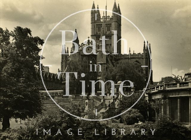 Bath Abbey from Parade Gardens c.1957