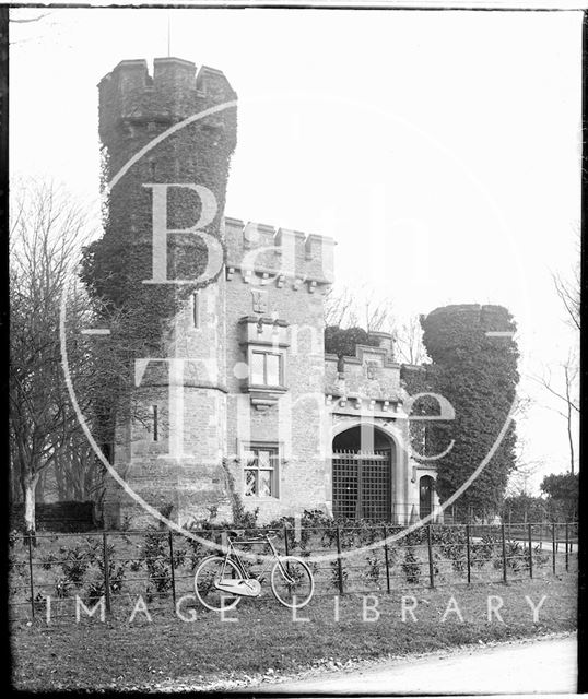 Bath Lodge, gateway near Farleigh Hungerford, Somerset c.1910