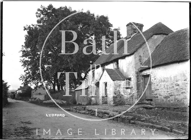 The Old Thatched House, Lydford, Dartmoor, Devon c.1907