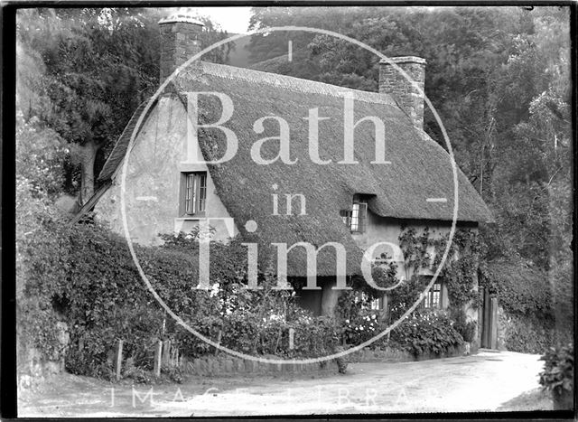 Cottage at the end of Park Street, Dunster, Somerset c.1910