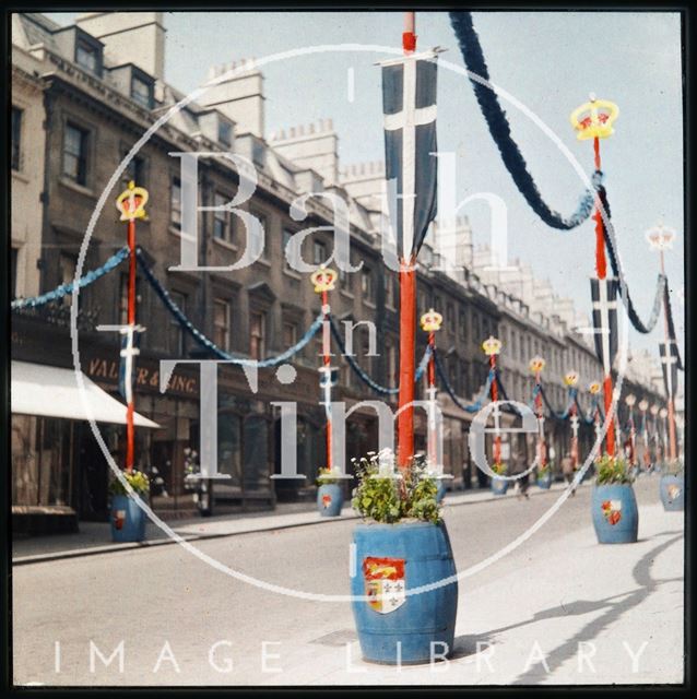 Dufaycolor view of Milsom Street, Bath 1937