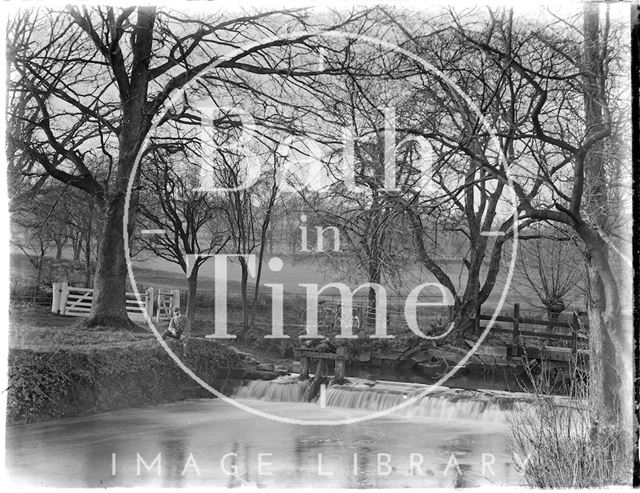 Shockerwick weir with sluice gate c.1900