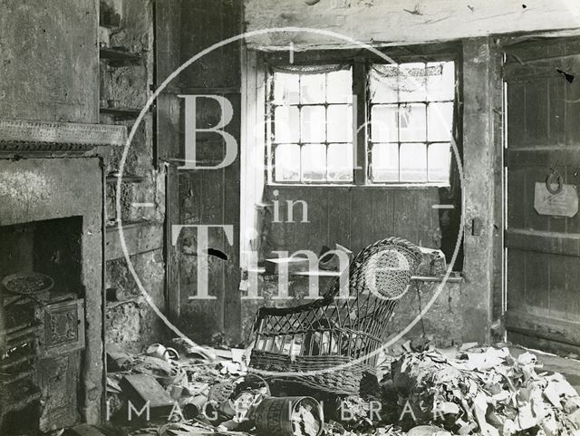 Slum interior, Kitchen, Parsons Lane, Bath c.1950?