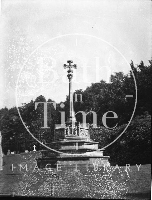 An unidentified churchyard cross c.1900