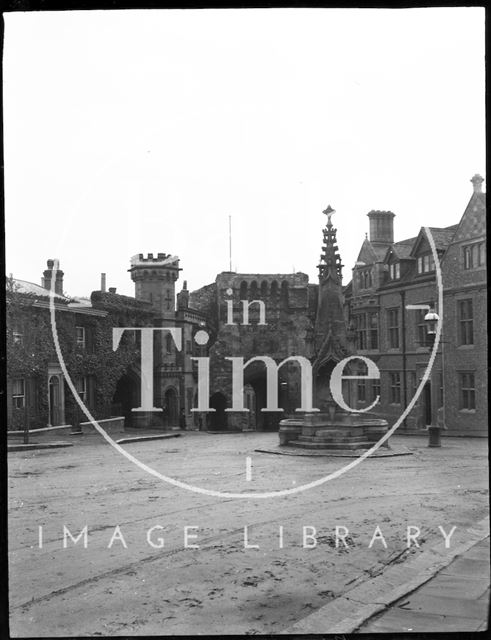 The Westgate in Winchester, Hampshire c.1900