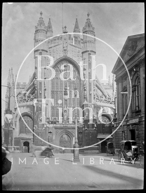 West front of Abbey from Abbey Church Yard, Bath c.1905