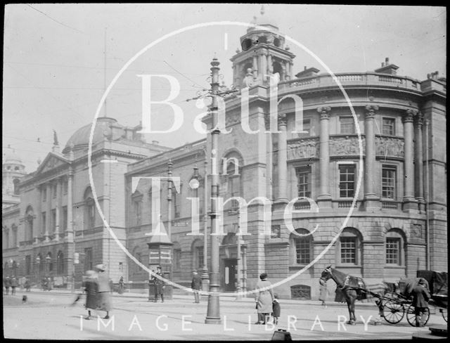 View of the Guildhall and High Street, Bath c.1905