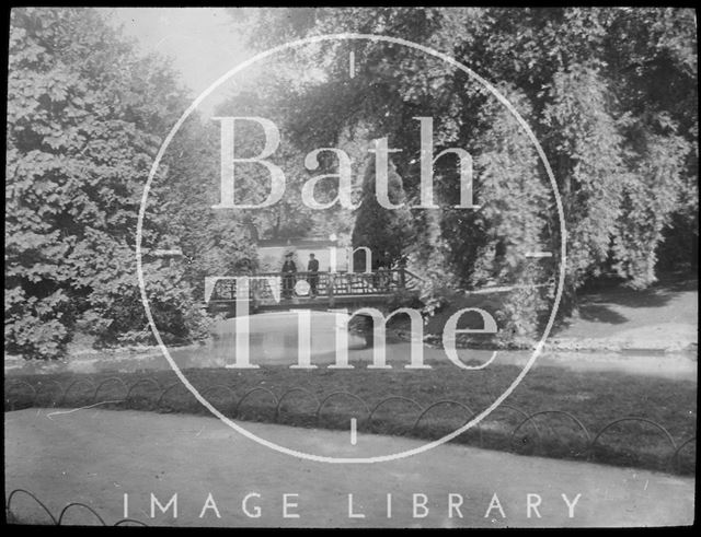 Royal Victoria Park couple on bridge over pond, Bath c.1905