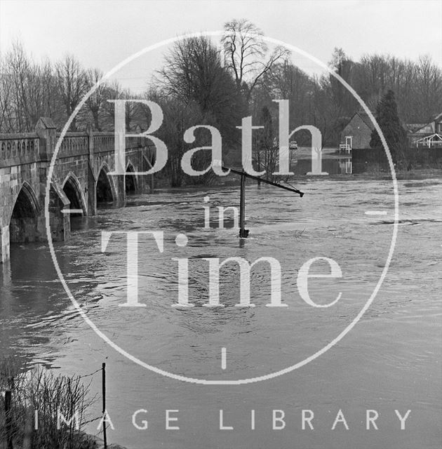 Looking over at the flooded river and boat lift at the Bathampton Toll Bridge 1971