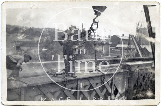 The refurbishment of the Midland Railway bridge across the River Avon, Locksbrook, Bath c.1920