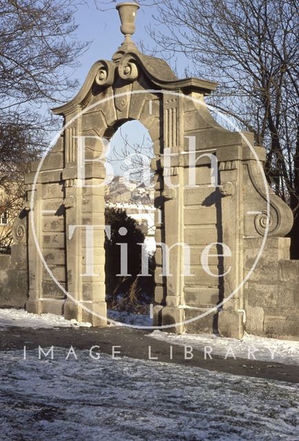 Pinch's Folly, Bathwick Street, in snow, Bath 1979