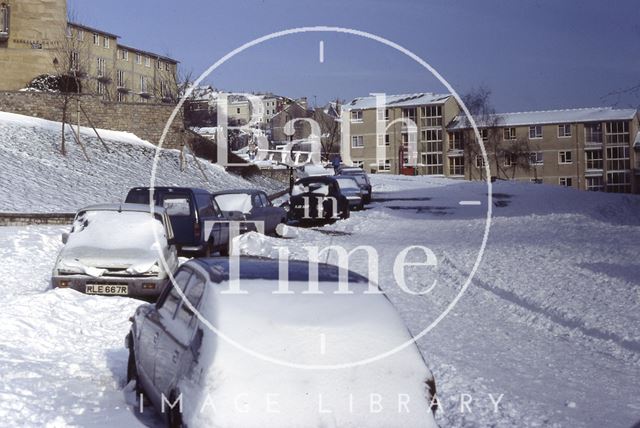 London Road and Snow Hill in snow, Bath 1982