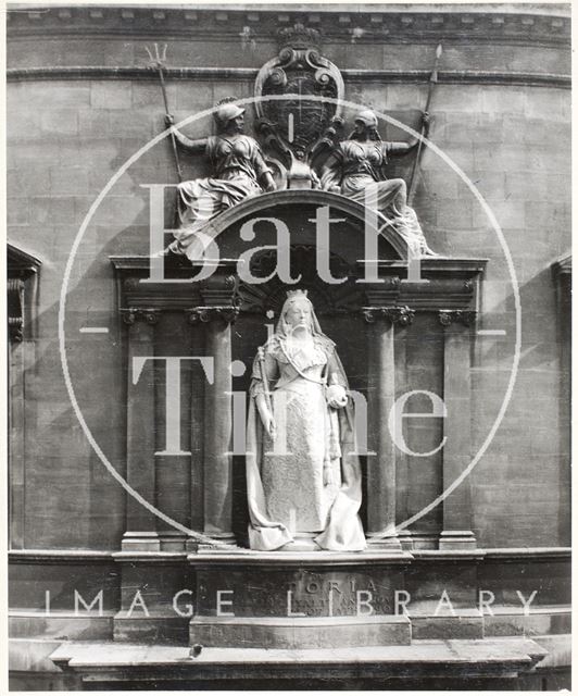 Statue of Queen Victoria, Municipal Library and Victoria Art Gallery, Bath 1961