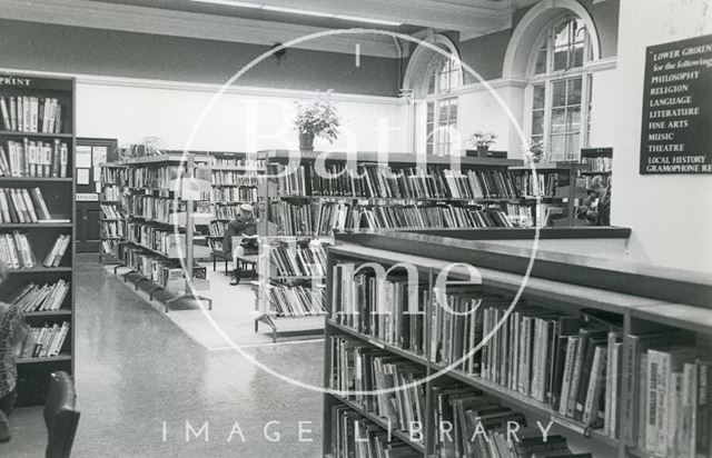 Bath Municipal Lending Library, Bridge Street - enquiry desk 1990 prior move to Podium