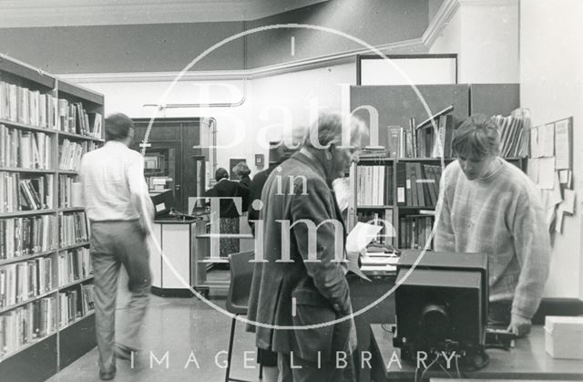 Bath Municipal Lending Library, Bridge Street - enquiry desk 1990 prior to move to podium