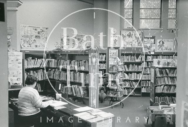 Bath Municipal Lending Library, Bridge Street - children's library 1990 prior to move to podium