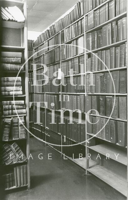 Bath Reference Library, Queen Square - annuals room 1990 prior to move to Podium