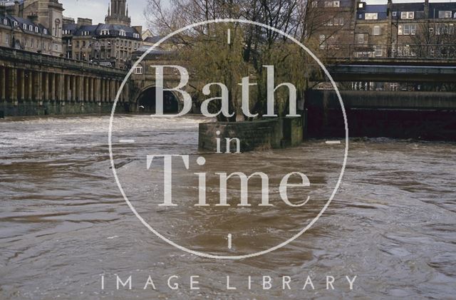 Flood, Pulteney Weir, Bath 1993