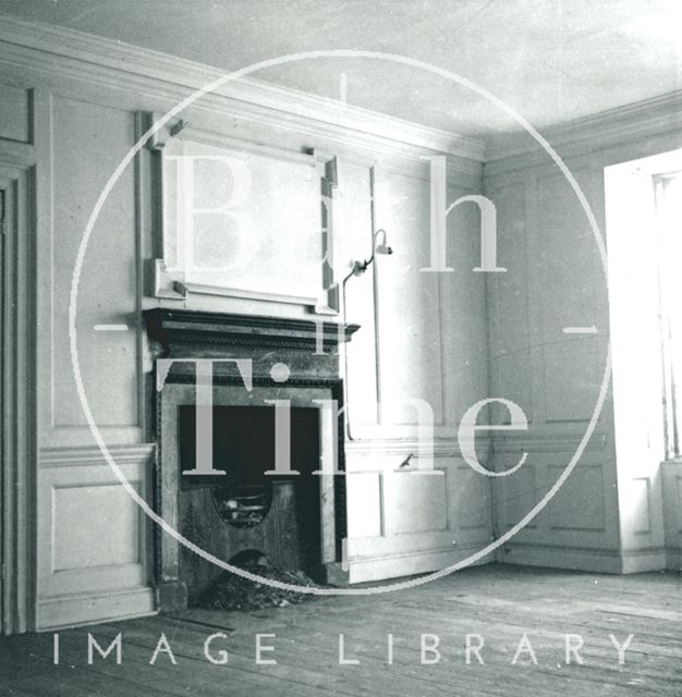 Fireplace, 10, Hetling Court, Bath 1964