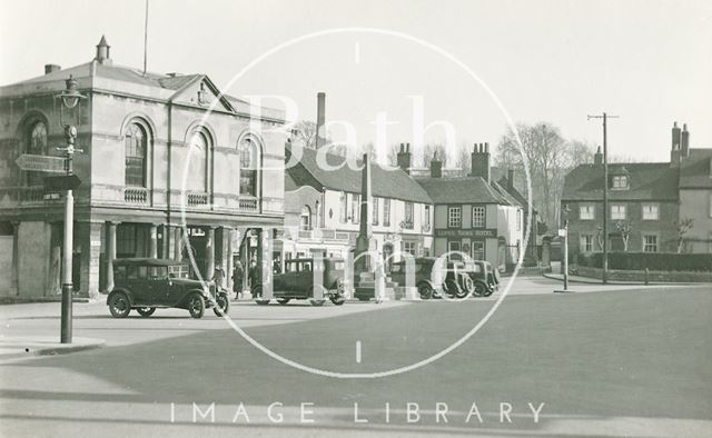 The marketplace and Lopes Arms Hotel, Westbury, Wiltshire c.1920