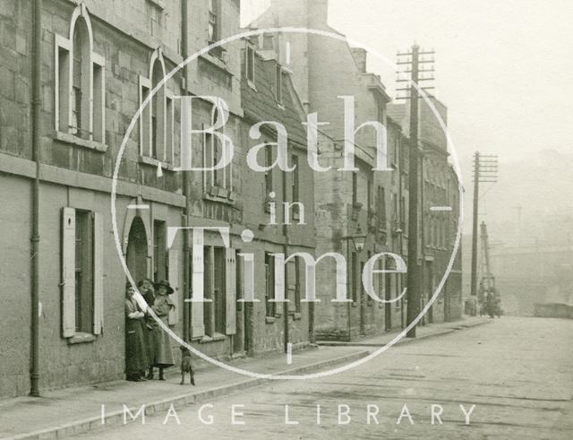 Narrow Quay, Bath c.1930 - detail