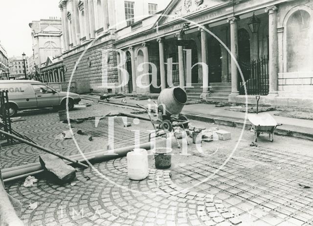 Laying of stone setts, Stall Street, Bath 1988