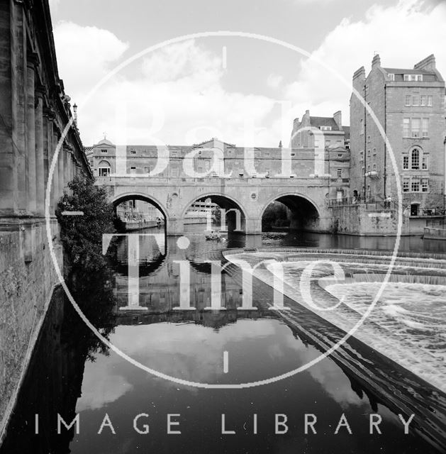 Pulteney Bridge and weir, Bath c.1989