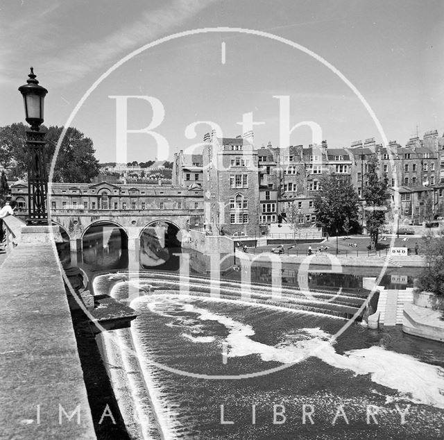 The Weir and Pulteney Bridge, viewed from Grand Parade, Bath c.1977