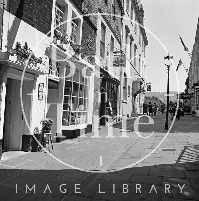 Sally Lunn's, 4, North Parade Passage (previously Lilliput Alley), Bath c.1977