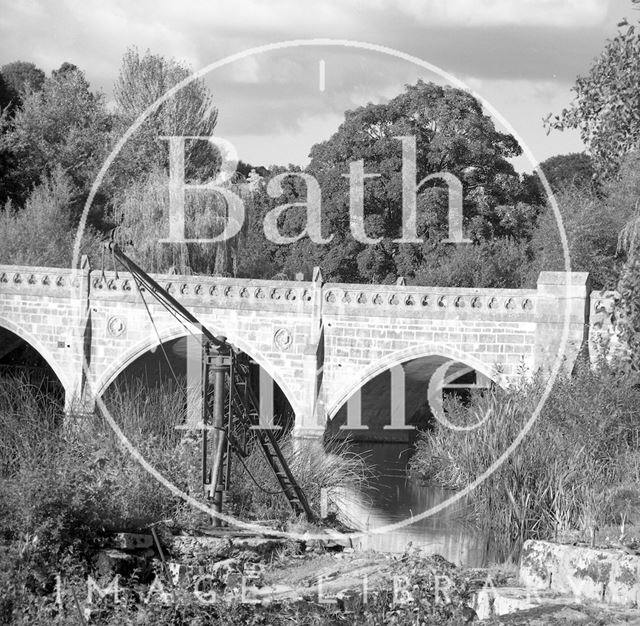 Bathampton Toll Bridge and Weir c.1995?