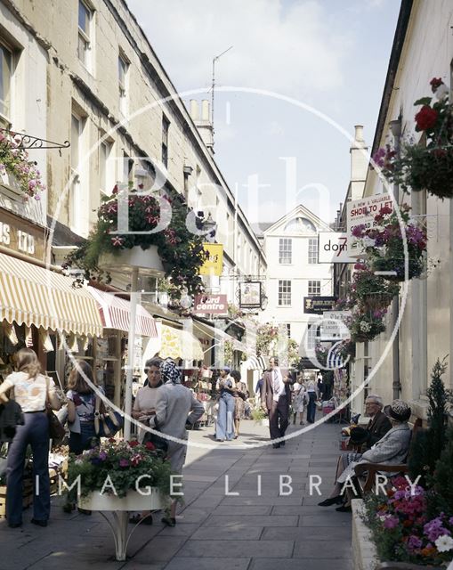 A view of a busy Northumberland Place, Bath c.1975