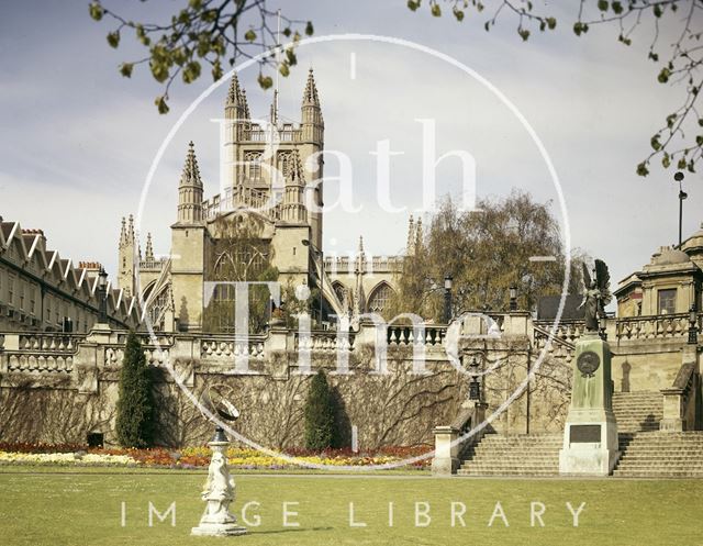 Parade Gardens with Bath Abbey in the background c.1990