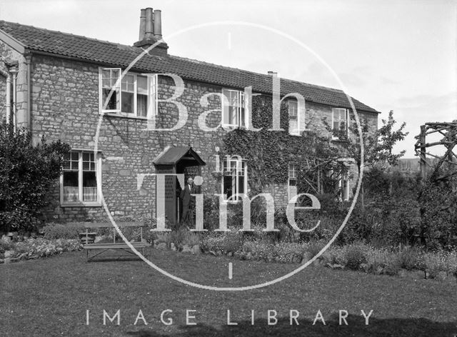 The Cedric Chivers bookbinders, Portway House, Combe Park, Bath 1931