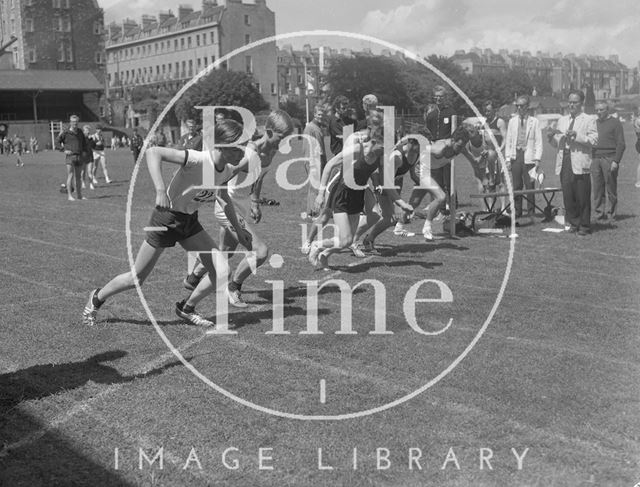 The start of a running race on the Recreation Ground, Bath c.1963