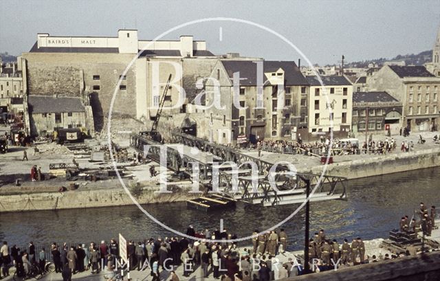 Constructing the Bailey Bridge over the River Avon to Broad Quay, Bath 1963